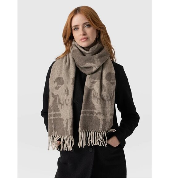 NWT Saint + Sofia Sutton Skull Scarf Beige Wool Blend - Picture 2 of 10